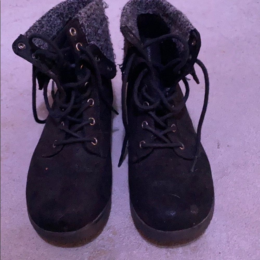 Booties - Picture 3 of 5